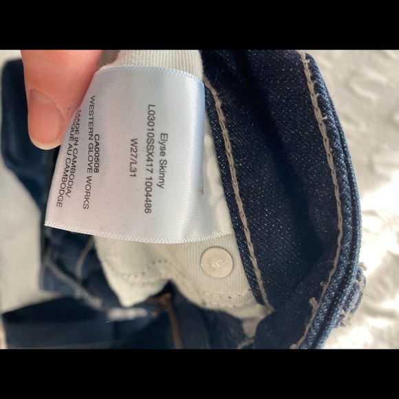 5 pairs of Silver jeans size 28 - Picture 8 of 10